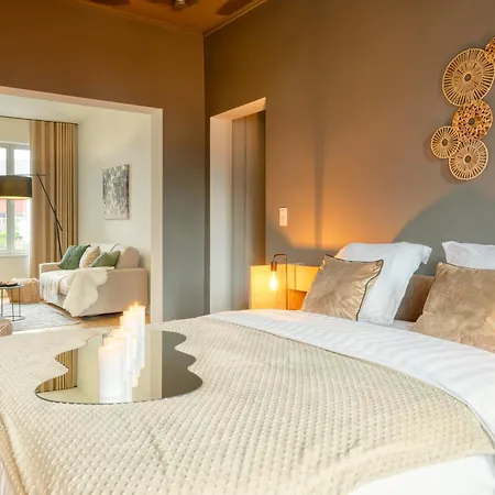 Spacious & Luminous Gem In Historic Building * Gent