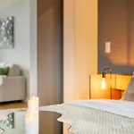 Spacious & Luminous Gem In Historic Building Appartement *