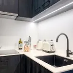 Spacious & Luminous Gem In Historic Building Appartement *